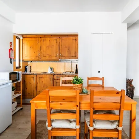 Lovely 1Bed Flat Short Walk To The Marina Vilamoura Quarteira Exterior photo